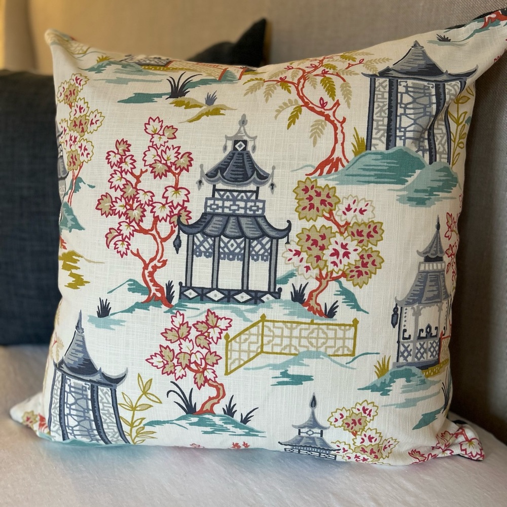 Custom linen pillows 24 x 24 inches